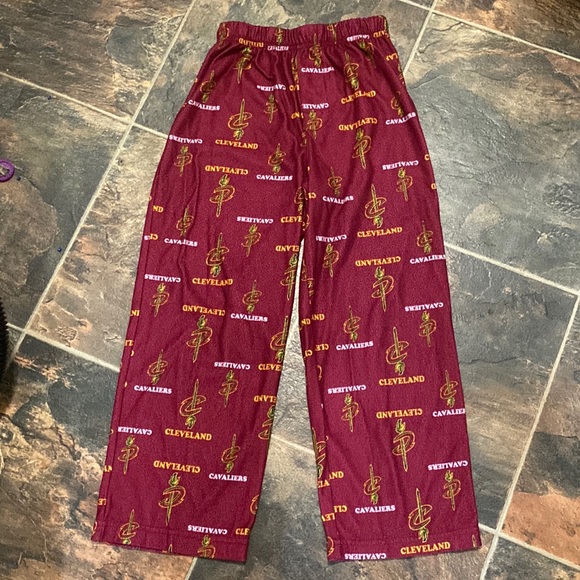 Boys pajama pants CAVS sz 8 pajama bottoms - Picture 1 of 6
